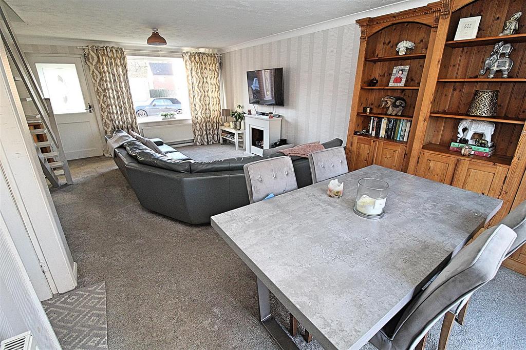 Open Plan Hallway, Lounge &amp; Dining Room