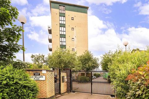 2 bedroom apartment to rent - Old Bellgate Place, London E14