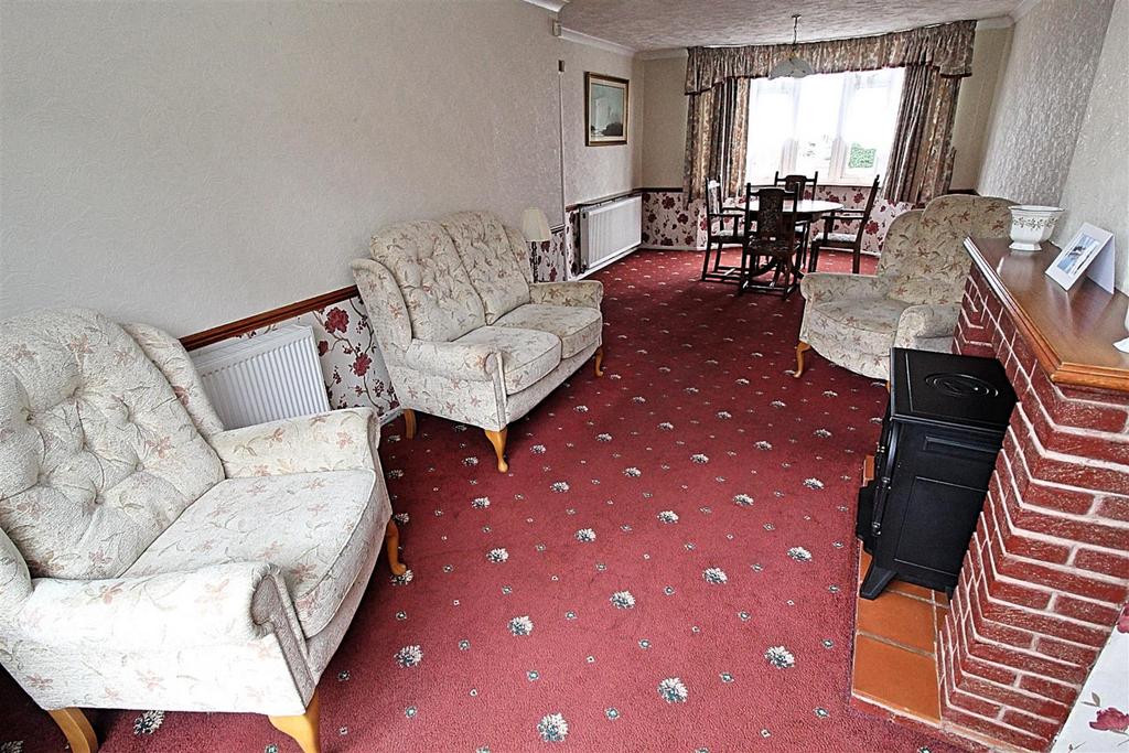 Through Lounge