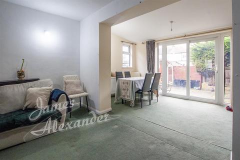 3 bedroom end of terrace house for sale, Malvern Close, Mitcham