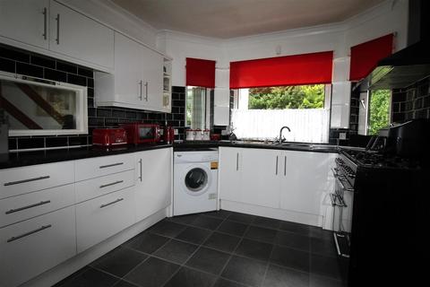 5 bedroom detached house for sale, Chequers Road, Minster On Sea, Sheerness
