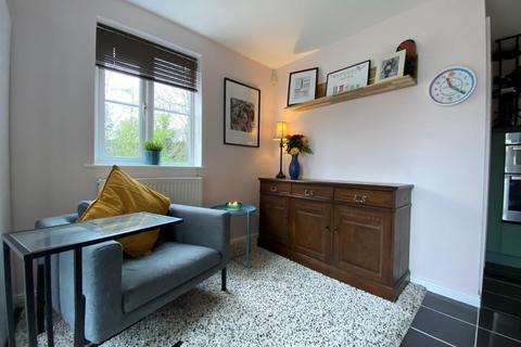 21 Bristol Road, Stonehouse, GL10 2BQ