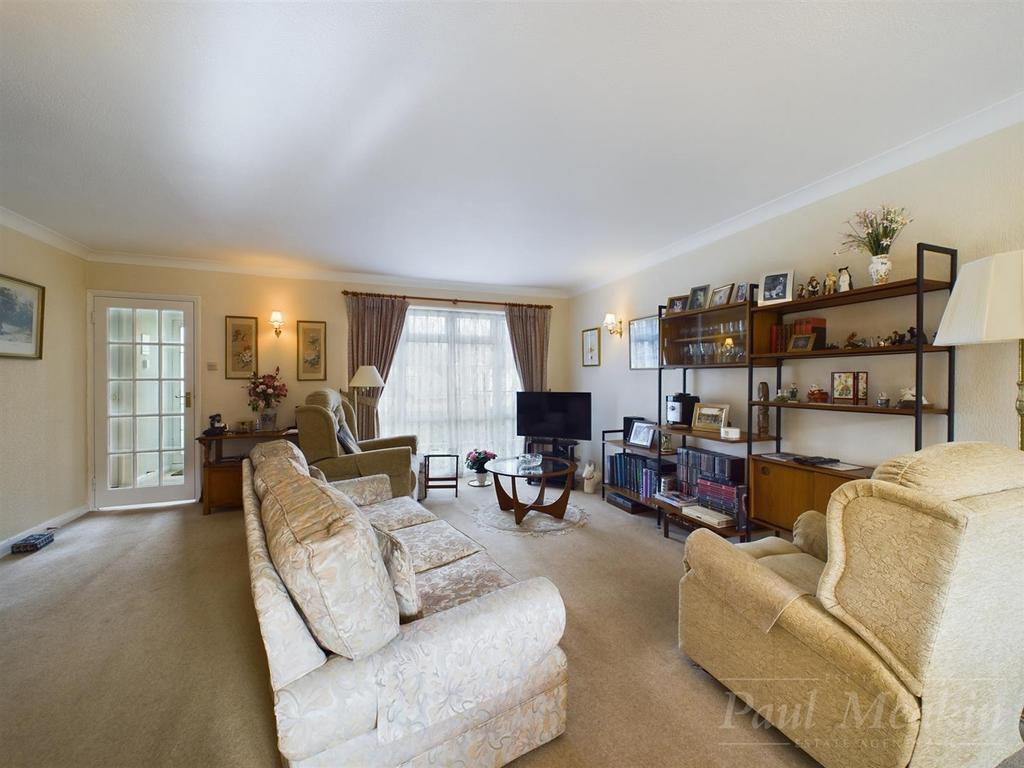 Living/Dining room