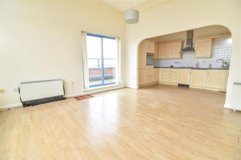 2 bedroom penthouse to rent - London Road