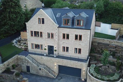 5 bedroom detached house for sale, Excelsior Close, Ripponden