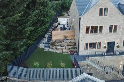 5 bedroom detached house for sale, Excelsior Close, Ripponden