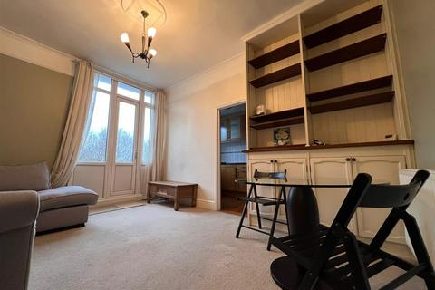 1 bedroom flat to rent - Streatham Common North, London