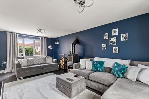 45 Atkinson Road, Hawkinge, Folkestone, CT18 7SB