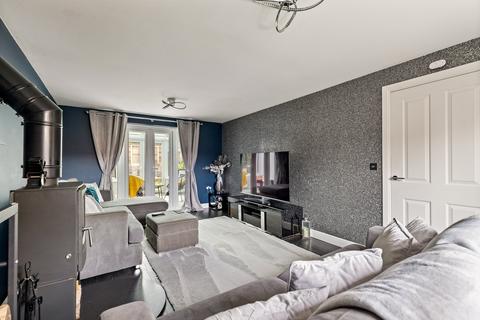45 Atkinson Road, Hawkinge, Folkestone, CT18 7SB