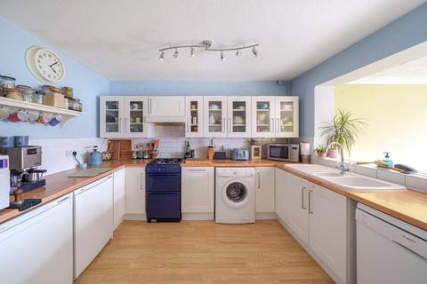 13 Broadfield Road, Eastington, Stonehouse, GL10 3BL