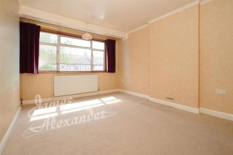 11 Vale Road, Mitcham, CR4 1NP