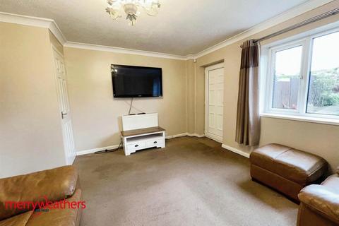 2 bedroom terraced house to rent - Strauss Crescent, Maltby, Rotherham