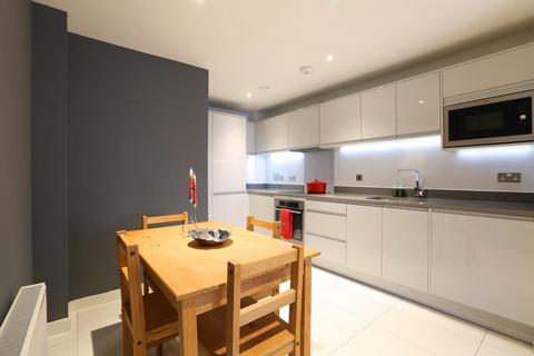 1 bedroom apartment for sale, Southampton Way, London, SE5