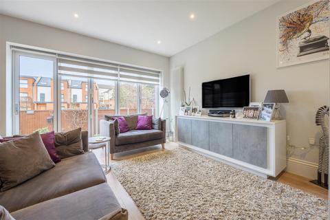 2 bedroom apartment for sale, IMPERIAL AVENUE, Chalkwell