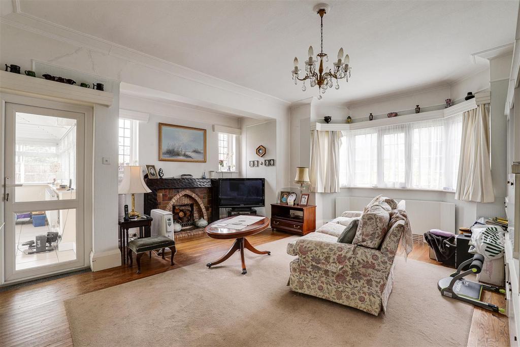 Melton Road, West Bridgford NG2 4 bed detached house for sale £700,000