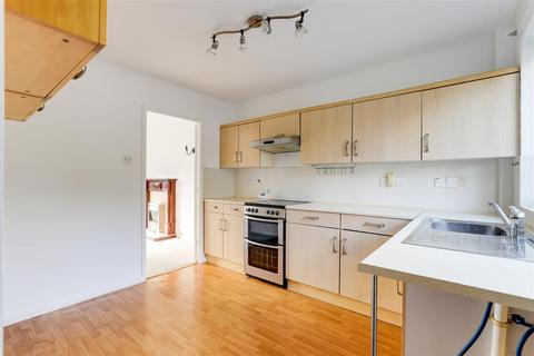 8 Ariel Close, Nottingham, NG6 0EH