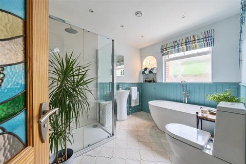 Hamble Barline, Beer, Seaton, EX12 3LR