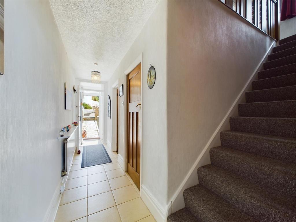 CAM01381 G0-PR0053-STILL036.jpg