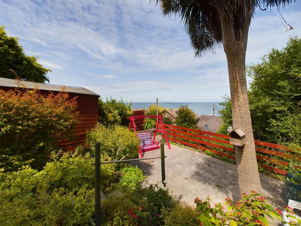 CAM01381 G0-PR0053-STILL018.jpg