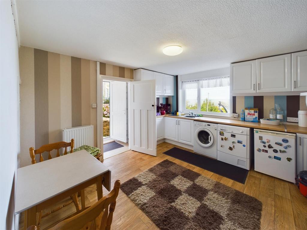 CAM01381 G0-PR0053-STILL030.jpg