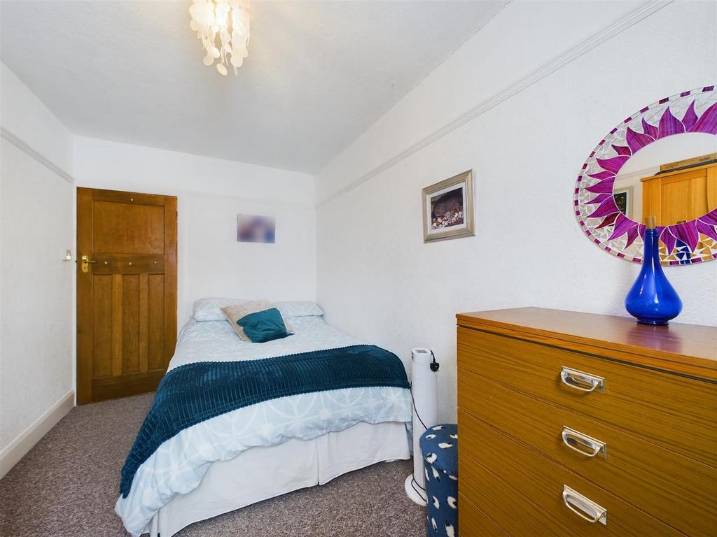 CAM01381 G0-PR0053-STILL041.jpg