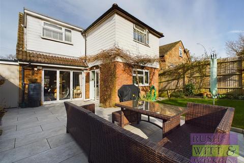 4 bedroom detached house for sale, Ravine Close, Hastings