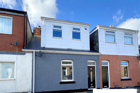 2 bedroom terraced house for sale - Robert Street, New Silksworth, Sunderland