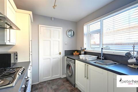 11 Robert Street, New Silksworth, Sunderland, SR3 2DT