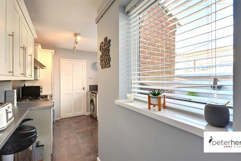 11 Robert Street, New Silksworth, Sunderland, SR3 2DT