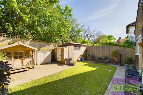 2 bedroom detached bungalow for sale, Ravine Close, Hastings