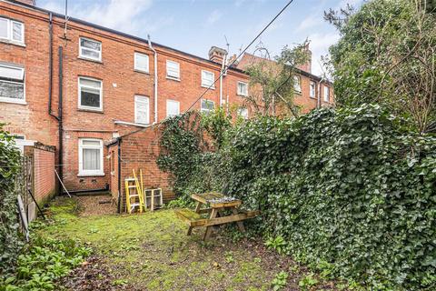 274 Kings Road, Reading, RG1 4HP