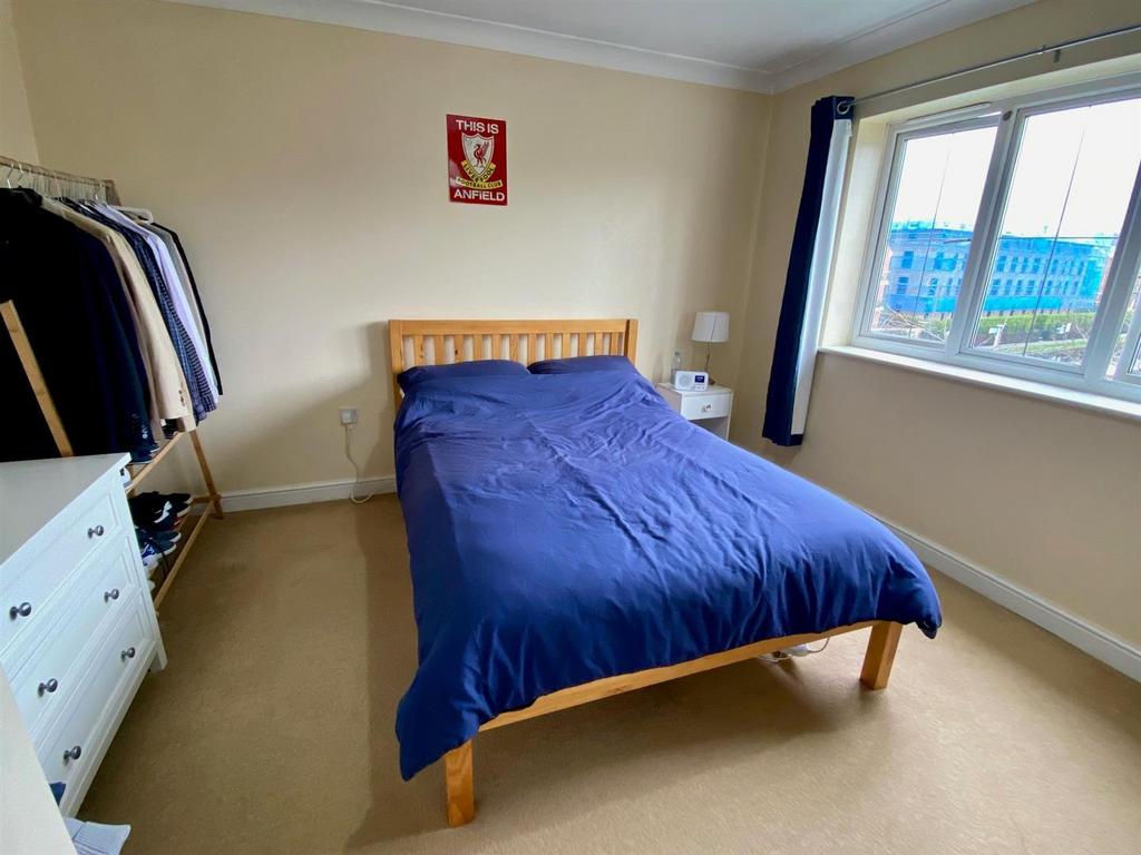 Huddleston court 16 bed 1.jpg