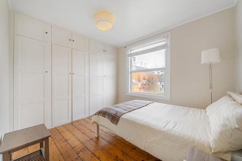 49d Gresham Road, London, SW9 7NU