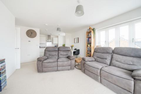 1 bedroom flat for sale - Linnet Lane, Hailsham, BN27