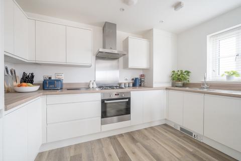 1 bedroom flat for sale - Linnet Lane, Hailsham, BN27