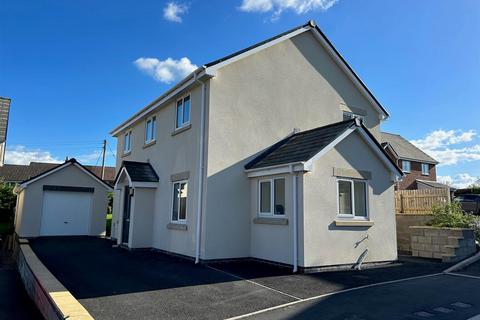 4 bedroom detached house for sale, Plot 9, Cysgod Y Gyrn, LLansillin