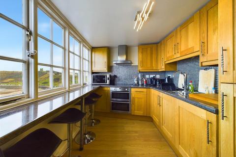 2 bedroom flat for sale, North Marine Road, Scarborough