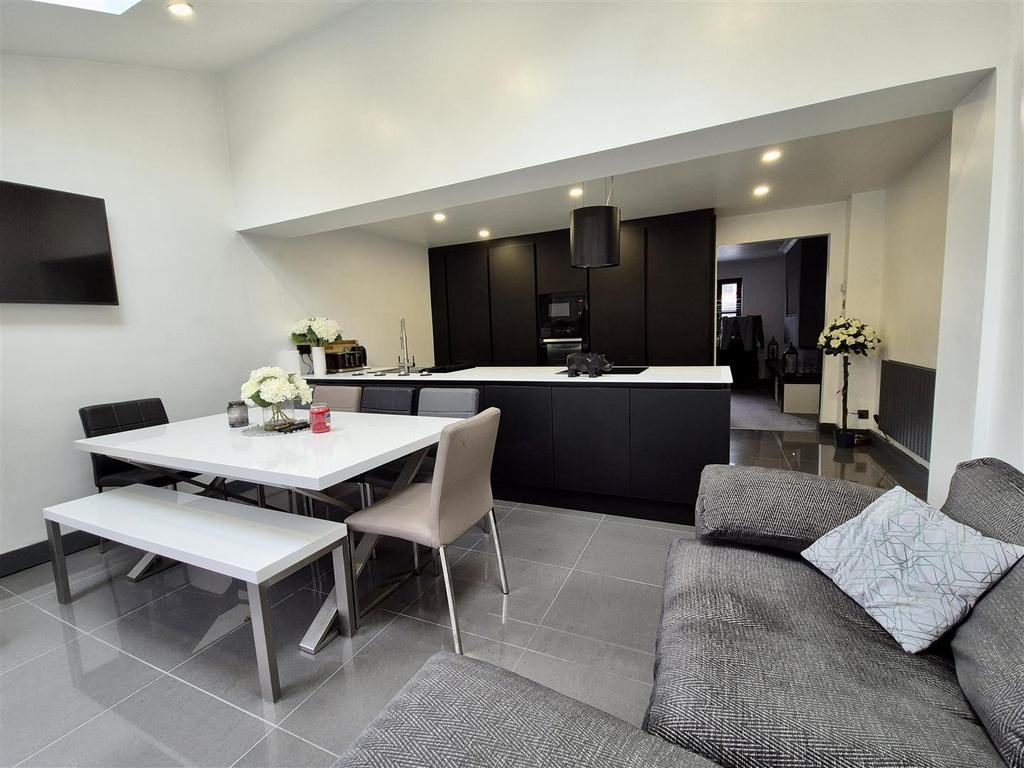Open plan extended livingdining kitchen