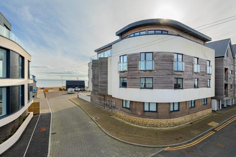 3 bedroom penthouse for sale, Range Road, Hythe, CT21