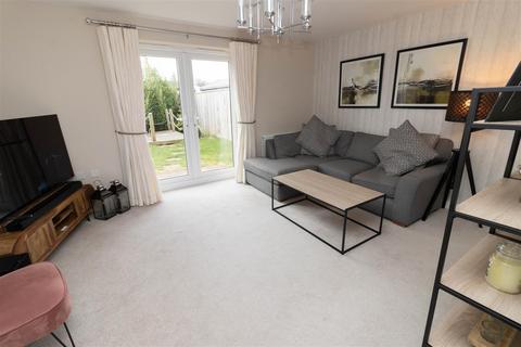 3 bedroom townhouse for sale, Pikewell Close, Stanley DH9