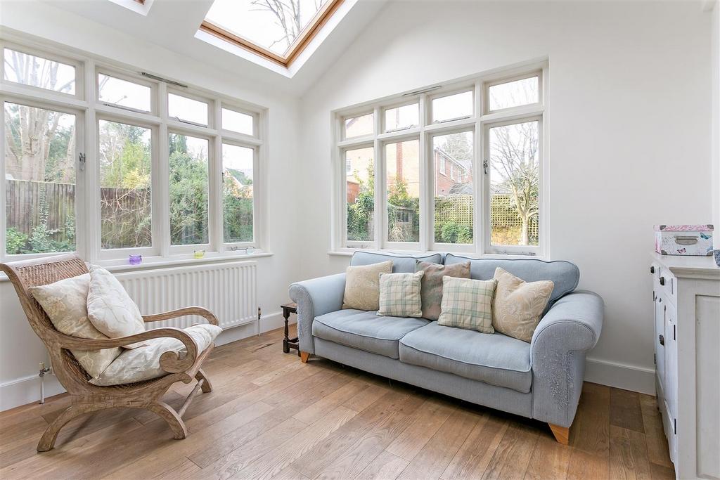65268 Gorse Glen, 9 Onslow Road, Sunningdale, Asco