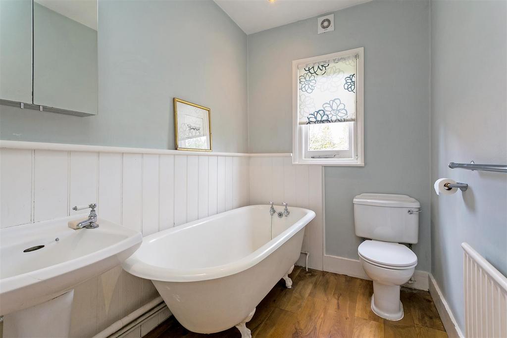65268 Gorse Glen, 9 Onslow Road, Sunningdale, Asco