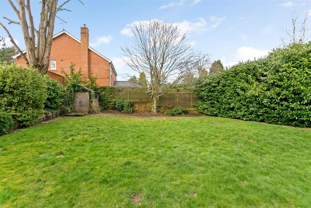 65268 Gorse Glen, 9 Onslow Road, Sunningdale, Asco