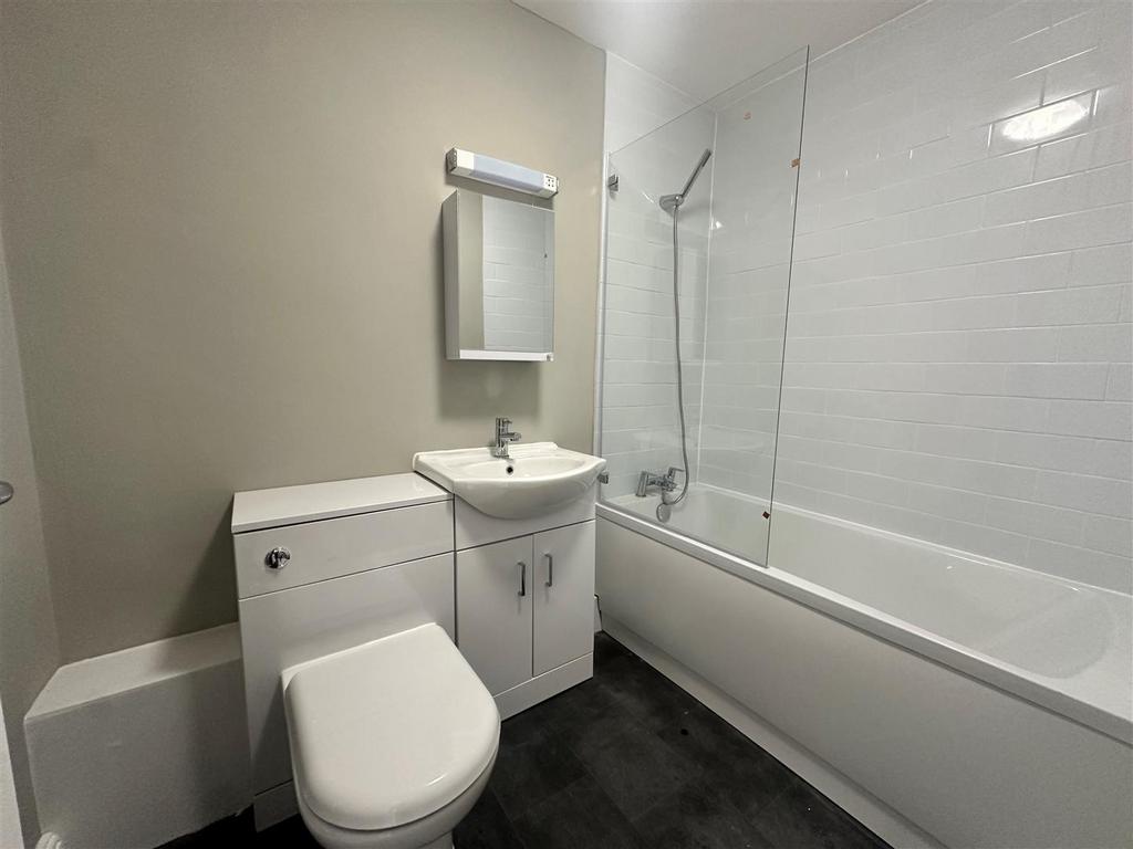 Bathroom, Battersea Park Road, Eden Harper SW11
