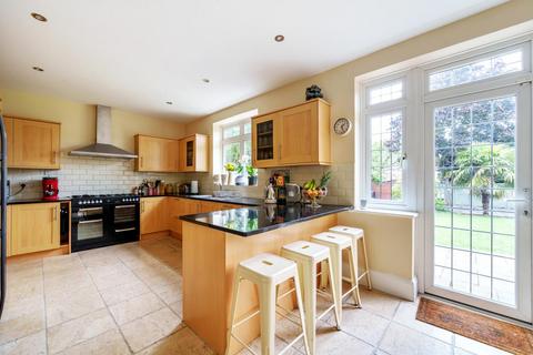 6 bedroom semi-detached house for sale, Dicey Avenue, London NW2