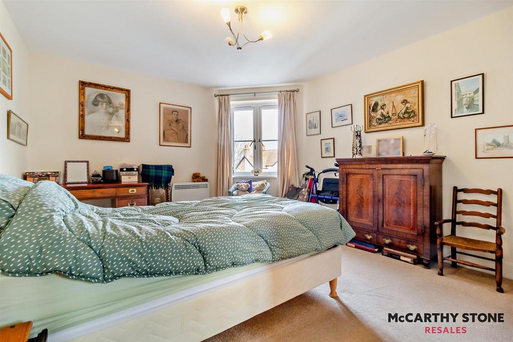 8586087-interior02-800.jpg
