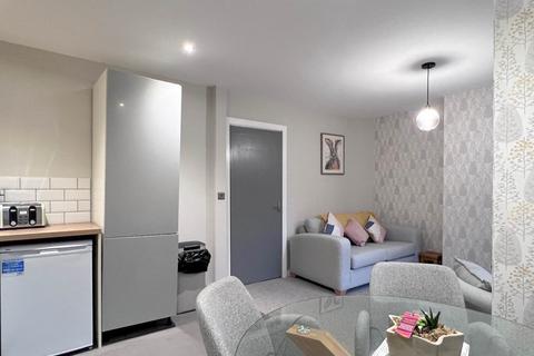 3 bedroom apartment for sale, Park Terrace, Llandrindod Wells, LD1