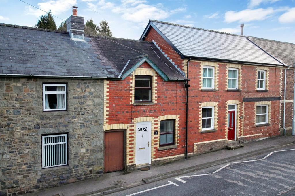 NewbridgeonWye, Llandrindod Wells, LD1 2 bed cottage for sale £155,000