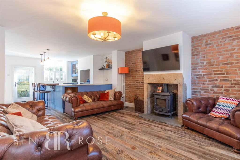 Lounge/Kitchen/Breakfast Room