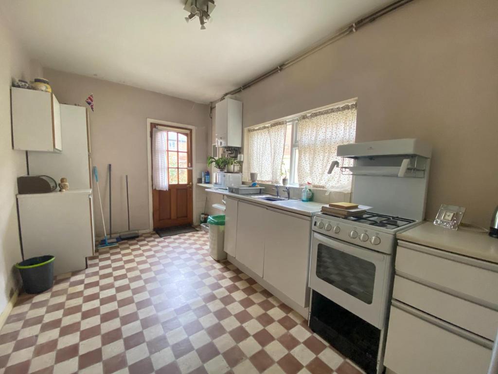 Palmerston Road, Abington, Northampton NN1 2 bed terraced house for sale £214,995